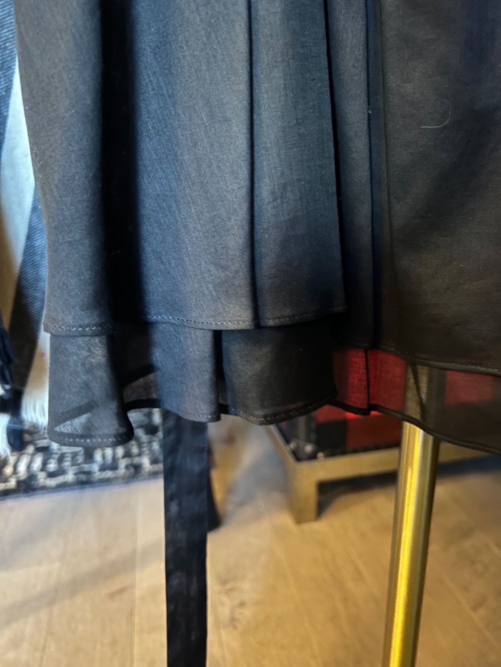 NWT Burberry Black Open Shoulder Sleeveless Top With Ties. - Picture 6 of 12